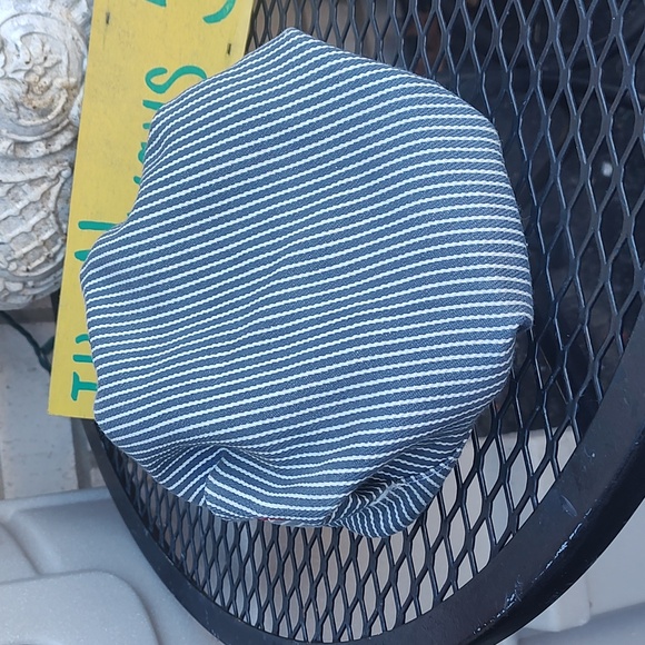 Kids Hat/Thomas/Train - Picture 5 of 9